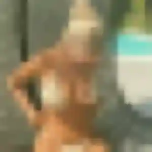Photo de Jihane à Notre-Dame-de-l'Isle (41 ans) - plan cul gratuit