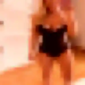 Chiara, 28 ans, disponible à Nouainville pour une rencontre coquine