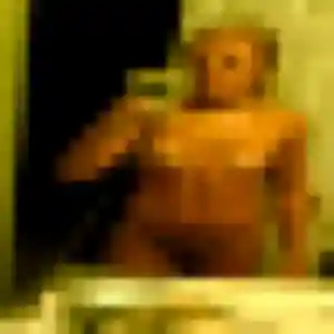Sylviane, fille de 44 ans propose plan cul à Olliergues