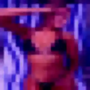 Sexy Phoebe, 27 ans à Ouzouer-sur-Loire - voir sa photo