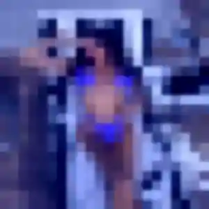 Marie-Laure, femme de 32 ans cherche plan cul à Ozan