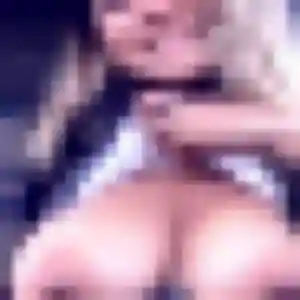 Sylvie, 38 ans, en ligne à Parcoul-Chenaud pour un plan cul