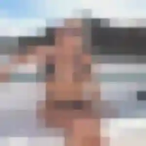 Photo de Elise à Parigné-le-Pôlin (32 ans) - plan cul discret