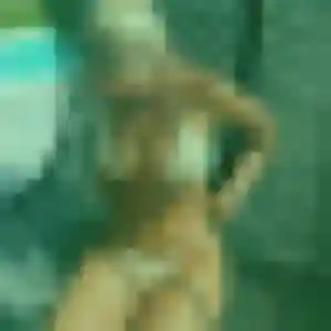 Anne-Charlotte (34 ans) à Parigné-sur-Braye propose une rencontre ce soir