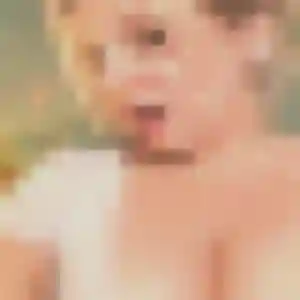 Blandine, 22 ans, connectée à Pérenchies pour une rencontre coquine