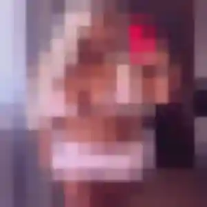 Charmante Yannick, 39 ans à Pérouges - voir sa photo