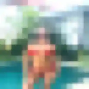 Découvre Vanessa, 34 ans à Peyrolles-en-Provence gratuitement