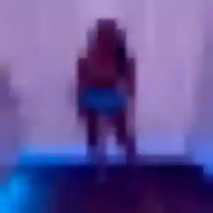 Photo privée de Gladys, 44 ans à Piblange - rencontre coquine