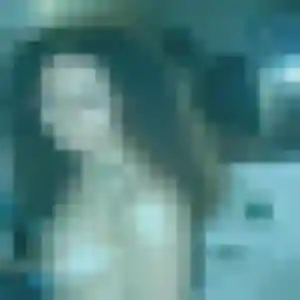 Elsa de Pin, 25 ans - plan cul discret