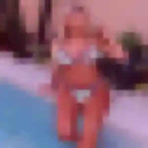 Honorine (32 ans) à Pinsac cherche une rencontre ce soir