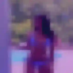 Contacte Clotilde, 26 ans à Plémet en privé