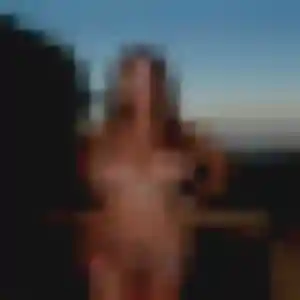 Contacte Clotilde, 22 ans à Plestan en privé