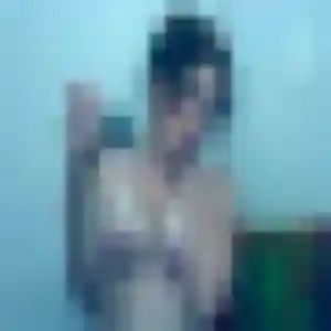 Amandine, 34 ans, cherche un plan cul à Plomeur
