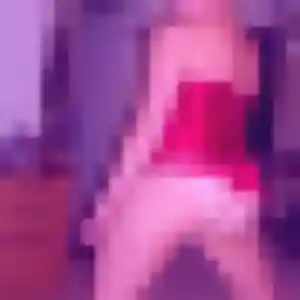 Louisa, 24 ans, dispo pour plan cul à Plonéis