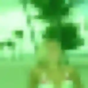 Melanie, 23 ans, dispo pour plan cul à Ploudaniel