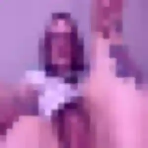 Photo de Clementine à Plounérin (24 ans) - plan cul gratuit