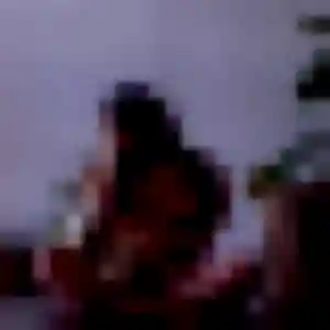 Wendy, 25 ans, en ligne à Plouvara pour une rencontre coquine