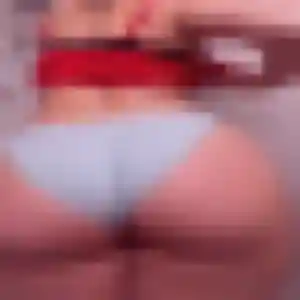 Photo de Bertille à Plouyé (30 ans) - plan cul discret