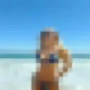 Lena (29 ans) à Pornic attend un plan cul ce soir