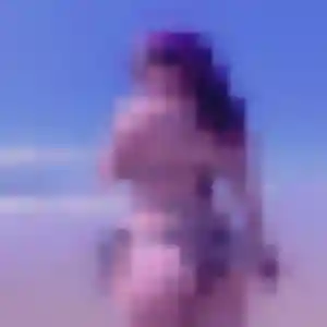 Emilie, 22 ans, connectée à Pouldergat pour une rencontre coquine