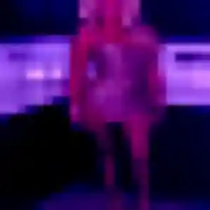 Geraldine de Poule-les-Écharmeaux, 32 ans - plan cul discret
