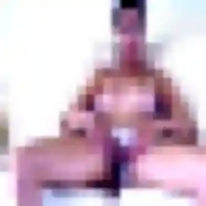 Olga, 28 ans, dispo pour plan cul à Poullan-sur-Mer