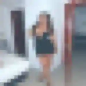 Celia (37 ans) à Pouzay propose un plan cul maintenant