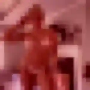 Salome, 43 ans, disponible à Préseau pour un plan cul