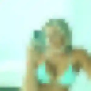 plan cul à Prunay : photo de Constance, 25 ans - accès libre