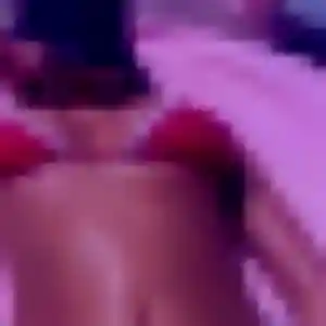 Geraldine, 25 ans, en ligne à Quaix-en-Chartreuse pour une rencontre coquine