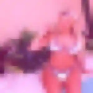 Rencontre Julie, 26 ans à Quelaines-Saint-Gault en privé