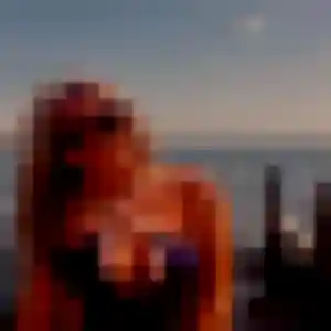 Diane, fille de 24 ans propose plan cul à Querrien