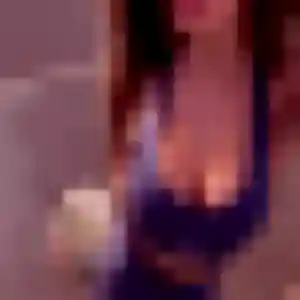 Xena, femme de 31 ans propose plan cul à Randan