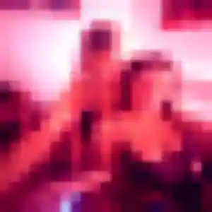 Découvre Lisette, 23 ans à Reynès en privé