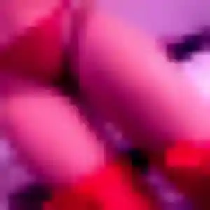 Belle Flore, 36 ans à Reyssouze - voir sa photo