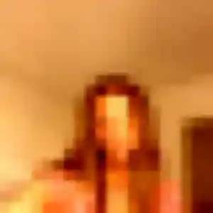 Fiona, 23 ans, disponible à Riom-ès-Montagnes pour un plan cul