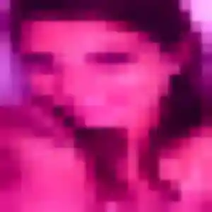 Contacte Estee, 31 ans à Rohan en t'inscrivant