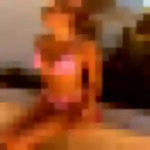 Marie-France, fille de 24 ans cherche plan cul à Rolleville