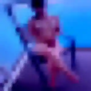 Belle Eva, 36 ans à Roost-Warendin - voir sa photo