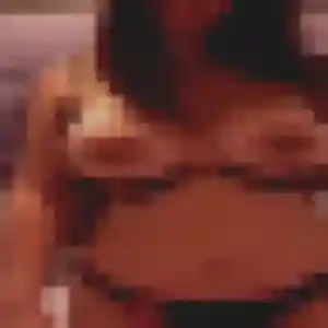 Sixtine, 29 ans, en ligne à Rouessé-Vassé pour une rencontre coquine