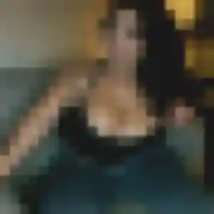 Photo de Raphaelle à Rouffiac-Tolosan (33 ans) - plan cul gratuit