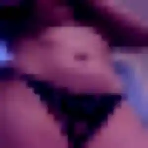 Sexy Charlotte, 24 ans à Roye - voir sa photo