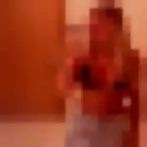 Rencontre Suzanne, 22 ans à Rully en privé
