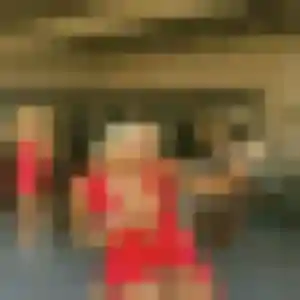 Charmante Caroline, 24 ans à Ruynes-en-Margeride - la contacter