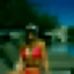 Elena, 31 ans, en ligne à Saignes pour une rencontre coquine