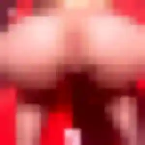 Violette, 25 ans, connectée à Saint-André-de-l'Eure pour un plan cul