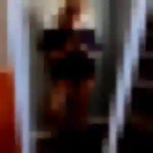 Domitille, 32 ans, connectée à Saint-Aubin-de-Locquenay pour une rencontre coquine