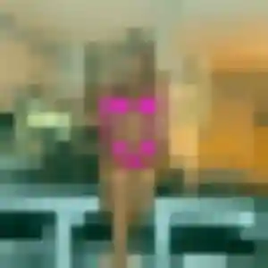 Contacte Julie, 42 ans à Saint-Aubin-de-Locquenay en privé