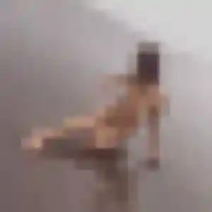 Elise, 23 ans, connectée à Saint-Aubin-sur-Gaillon pour un plan cul