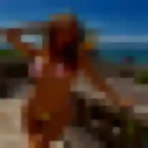 Elena, 29 ans, dispo pour plan cul à Saint-Barthélemy-Lestra
